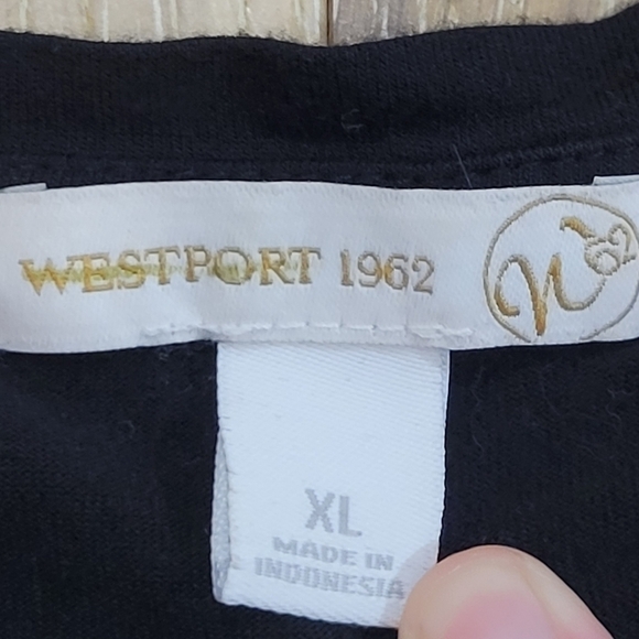 Westport Women's black long sleeve top with beaded embellishments size XL - Picture 4 of 7